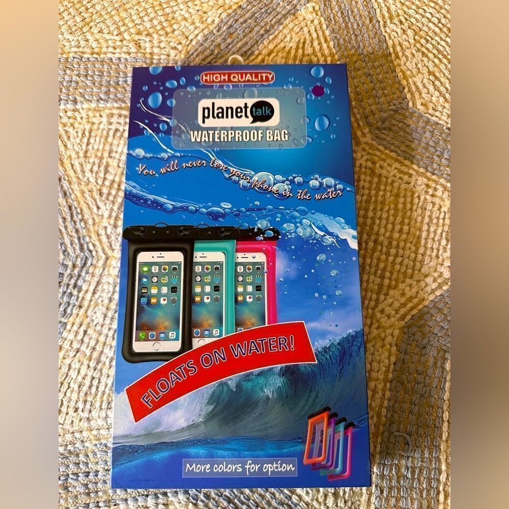Planet earth waterproof cellphone holder
